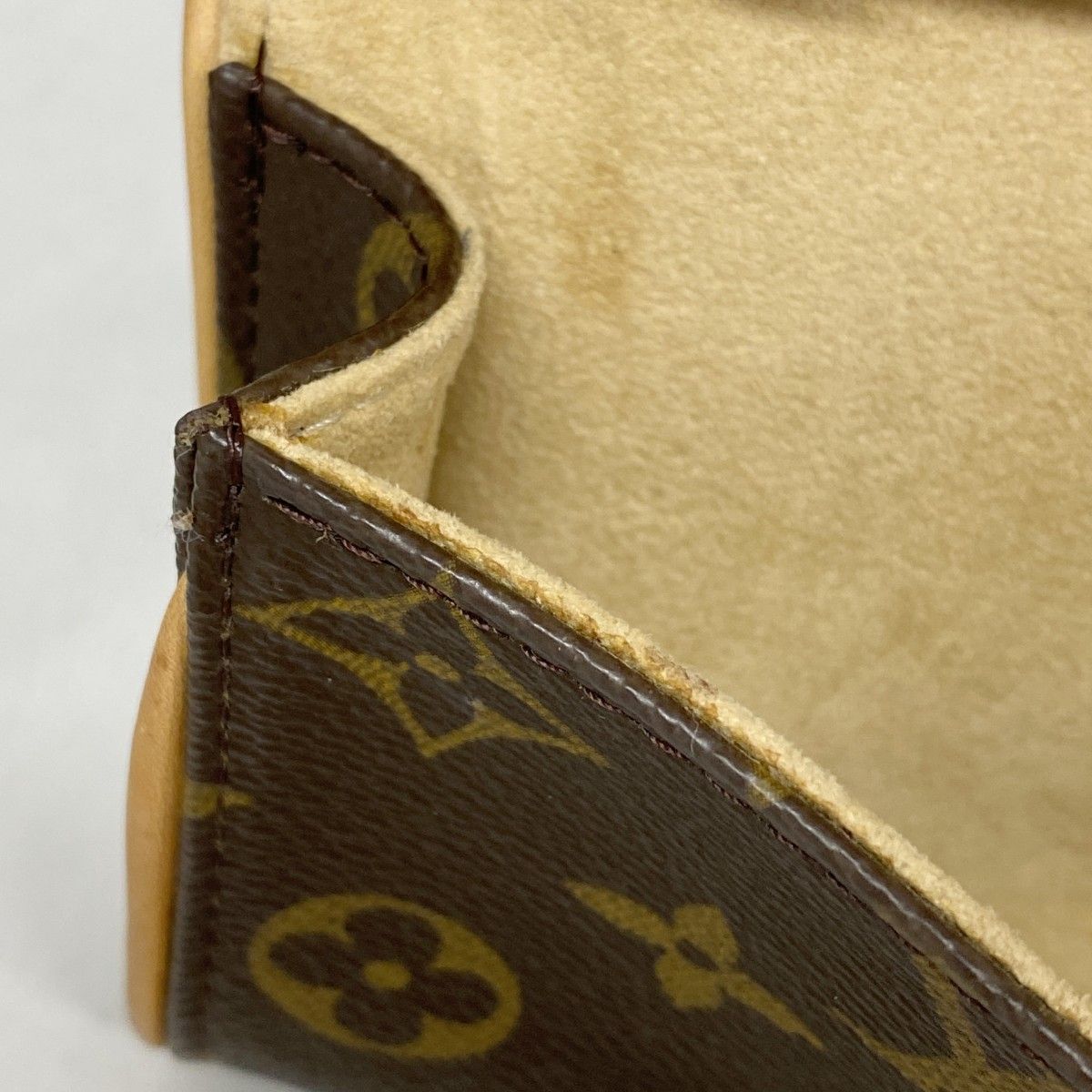 Louis Vuitton Shoulder Bag Monogram Pochette Twin PM Brown — view 9