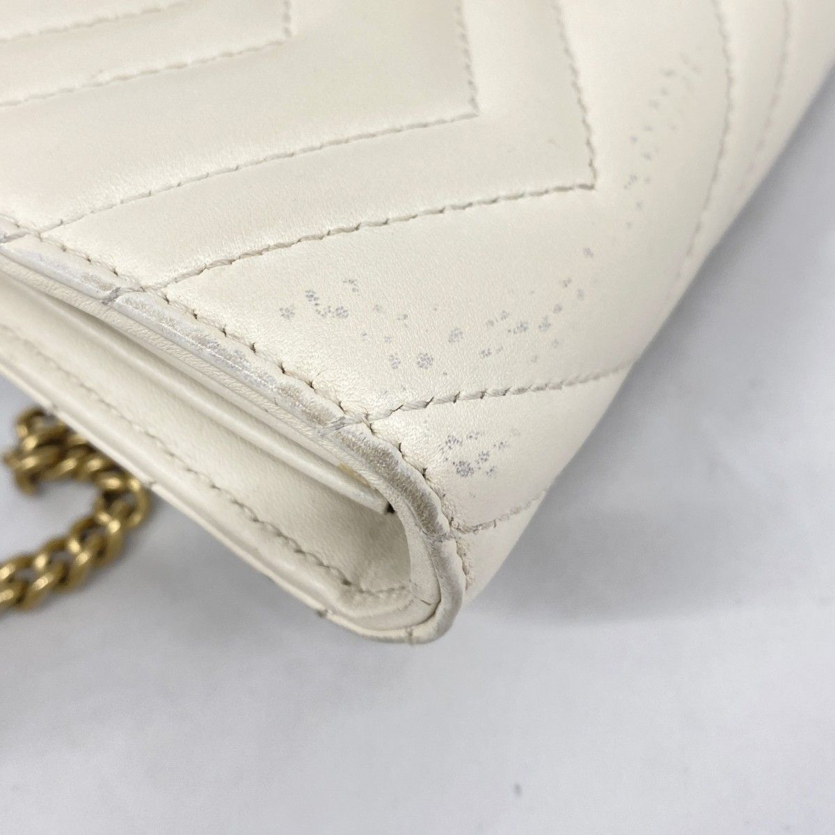 Gucci Shoulder Wallet GG Marmont Leather Ivory Gold — view 7