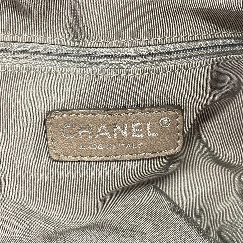 Chanel Chain Tote Coco Cabas GM Denim Black Silver — view 5