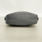 Gucci Shoulder Bag GG Marmont Leather Black Gold — view 3