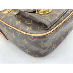 Louis Vuitton Shoulder Bag Hudson GM — view 8