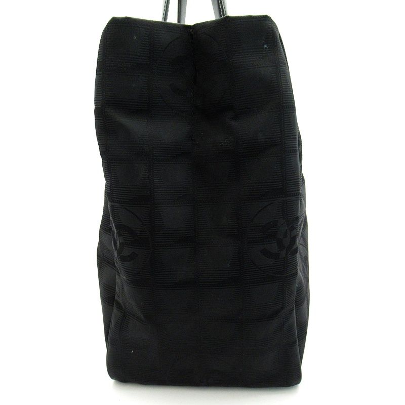 Chanel New Travel Line Tote MM Nylon Calf Black — view 3