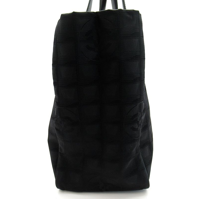 Chanel New Travel Line Tote MM Nylon Calf Black — view 5