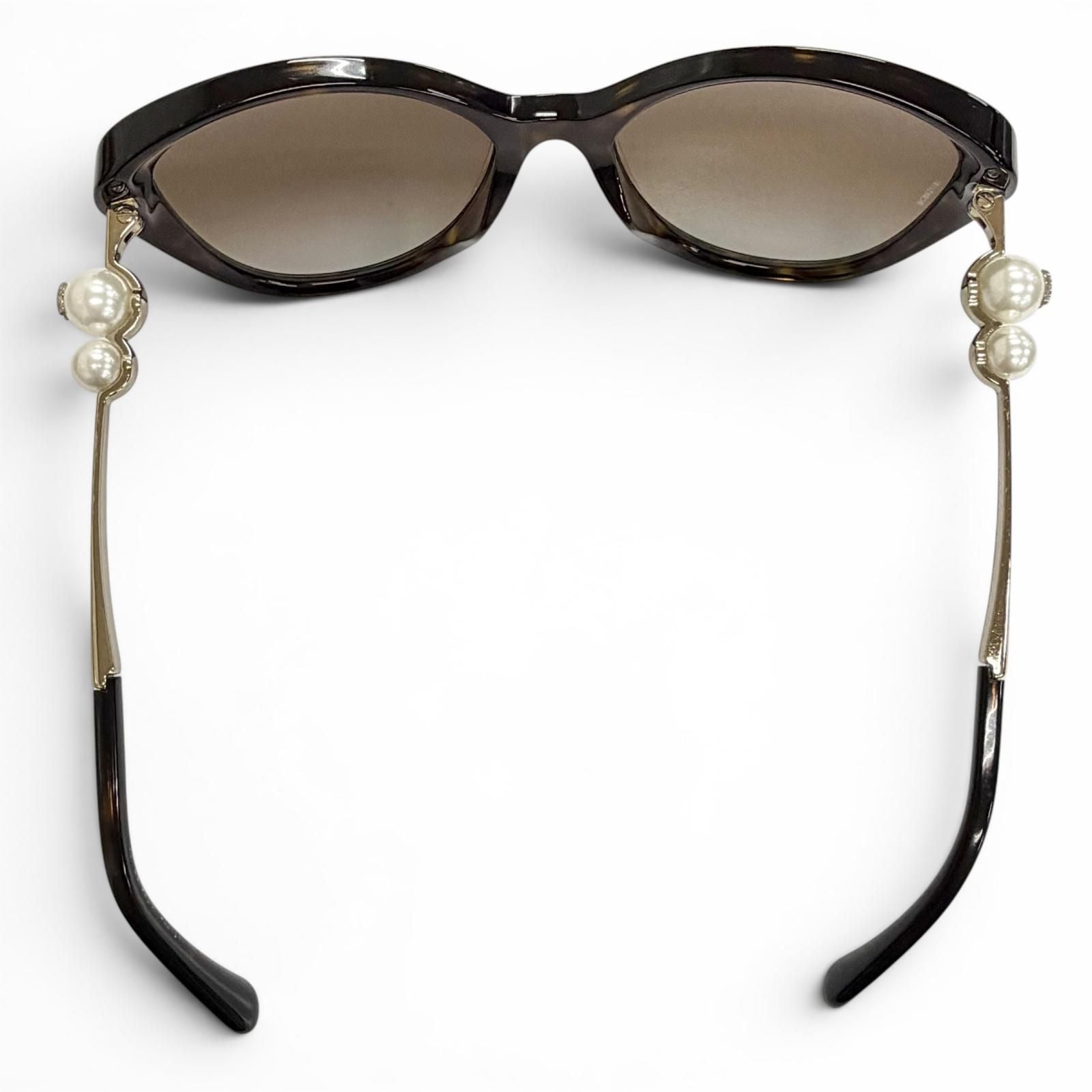 Chanel CC Logo Faux Pearl with Tortoiseshell Pattern Sunglasses Eyewear Brown — view 5