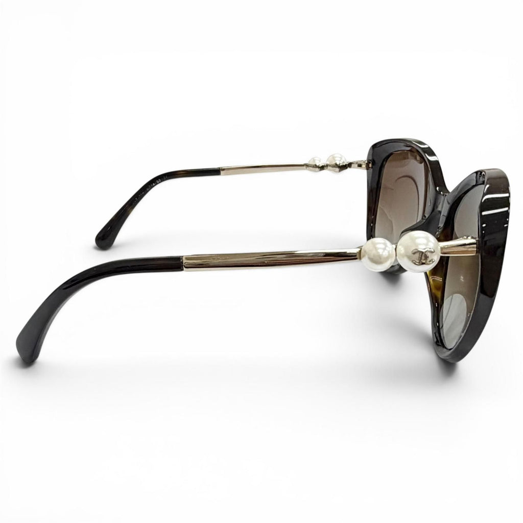 Chanel CC Logo Faux Pearl with Tortoiseshell Pattern Sunglasses Eyewear Brown — view 4