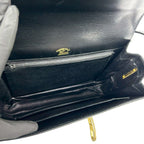 Gucci Vintage GG Logo Calf Leather Shoulder Bag Pochette Black — view 9