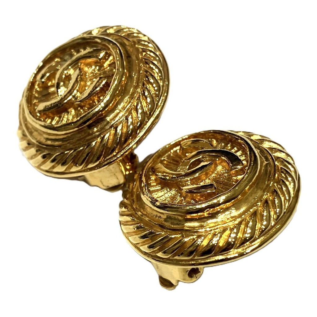 Chanel Earrings Alloy Gold — view 8