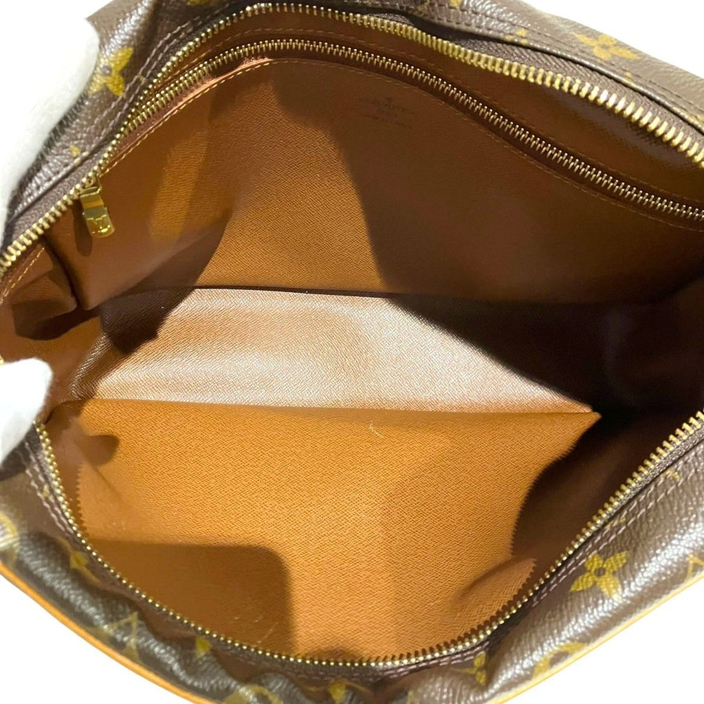 Louis Vuitton Trocadero GM Monogram Shoulder Bag Canvas — view 7