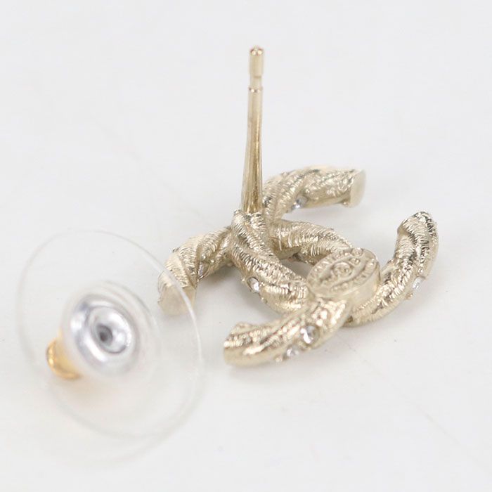 Chanel CC Logo Earrings Metal — view 4