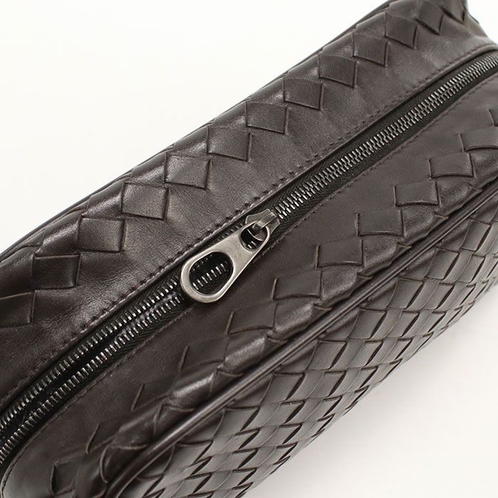 Bottega Veneta Intrecciato Pouch Leather — view 6