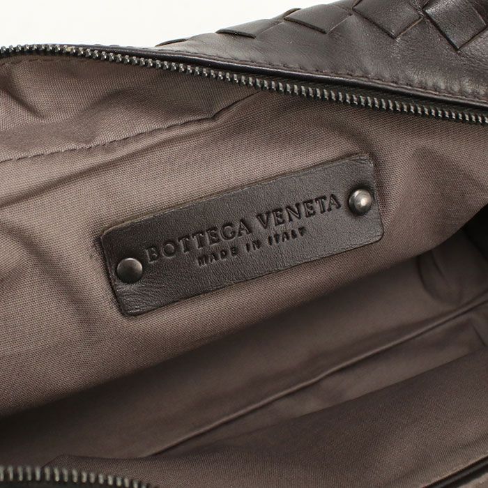 Bottega Veneta Intrecciato Pouch Leather — view 4