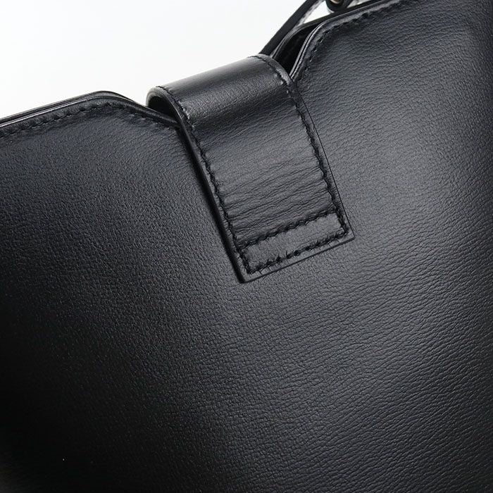 Gucci Mini Bucket Shoulder Bag Leather — view 6