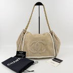 Chanel CC Logo Chain Shoulder Bag Suede Shearling Beige Gold Vintage — view 3