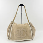 Chanel CC Logo Chain Shoulder Bag Suede Shearling Beige Gold Vintage — view 4