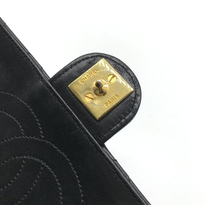 Chanel Quilted CC Logo Chain Shoulder Bag Push Lock Lambskin — view 9