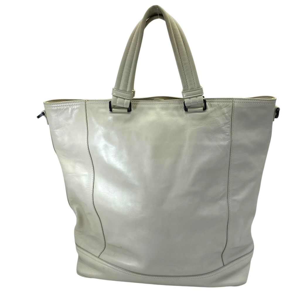Bottega Veneta Tote Front Perforated Leather Ivory Lightweight — view 2