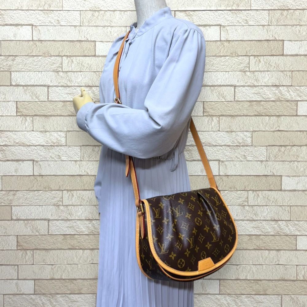 Louis Vuitton Menilmontan PM Monogram Shoulder Bag Canvas Brown — view 2