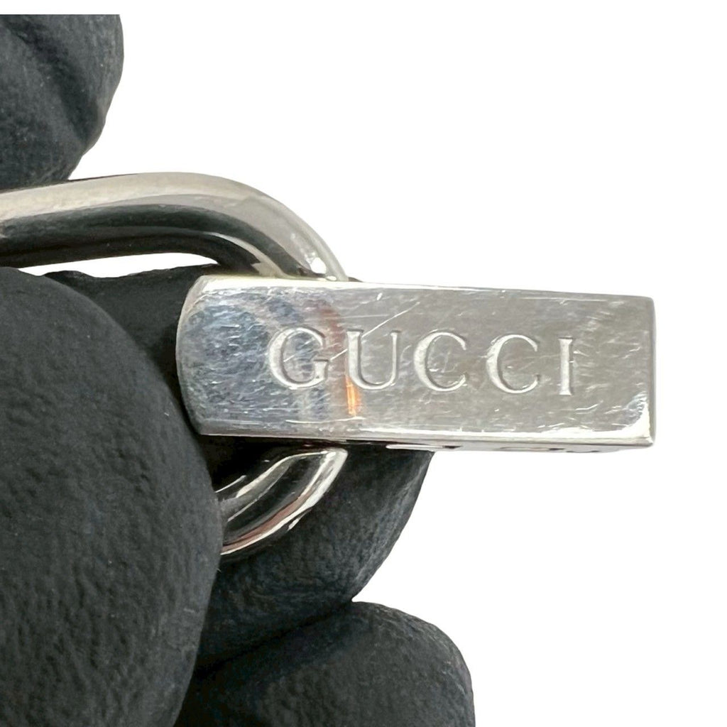 Gucci with Case Bangle Watch Leaf Pattern Stainless Steel Wristwatch Silver — view 3