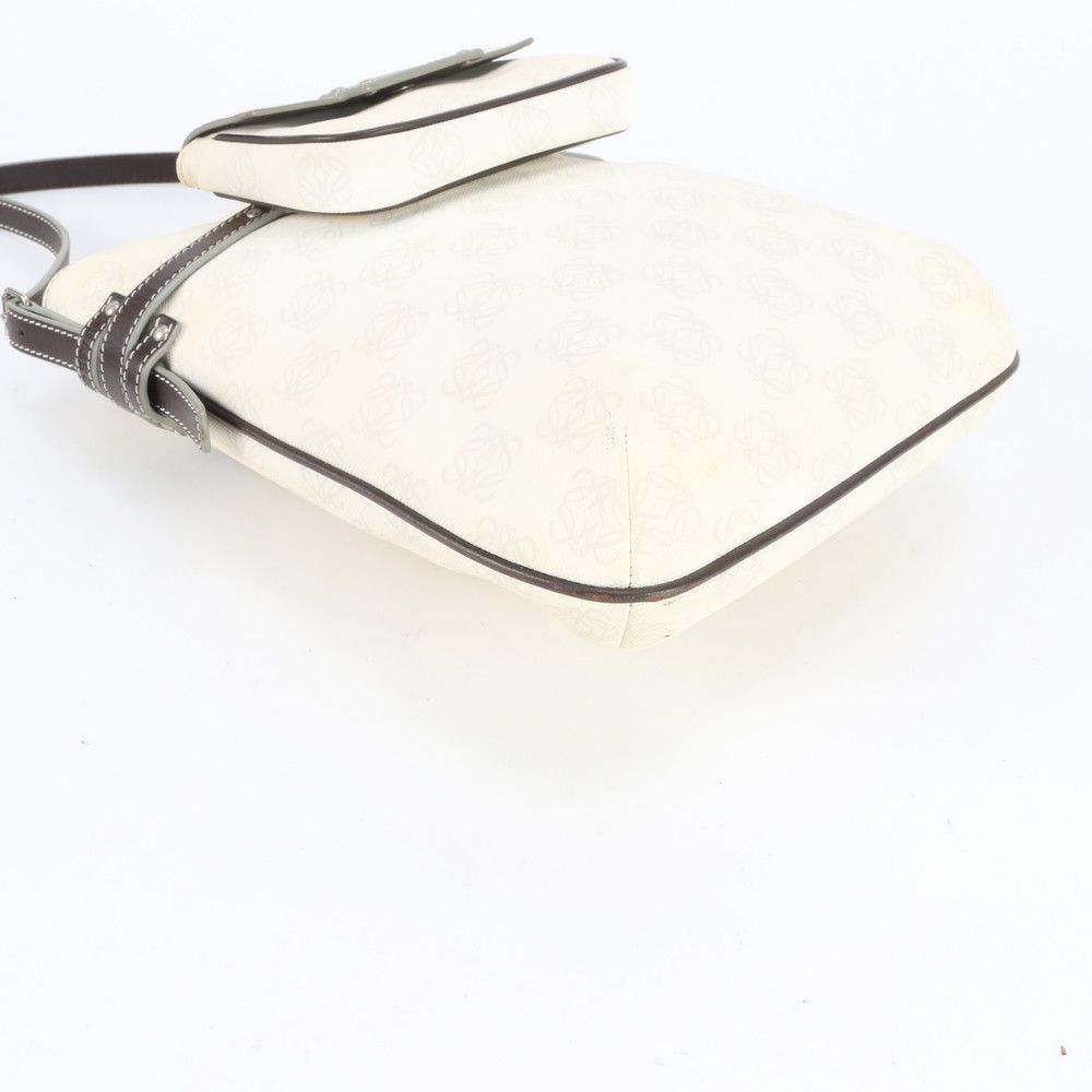 Loewe Anagram Leather Shoulder Bag Crossbody Hand — view 4