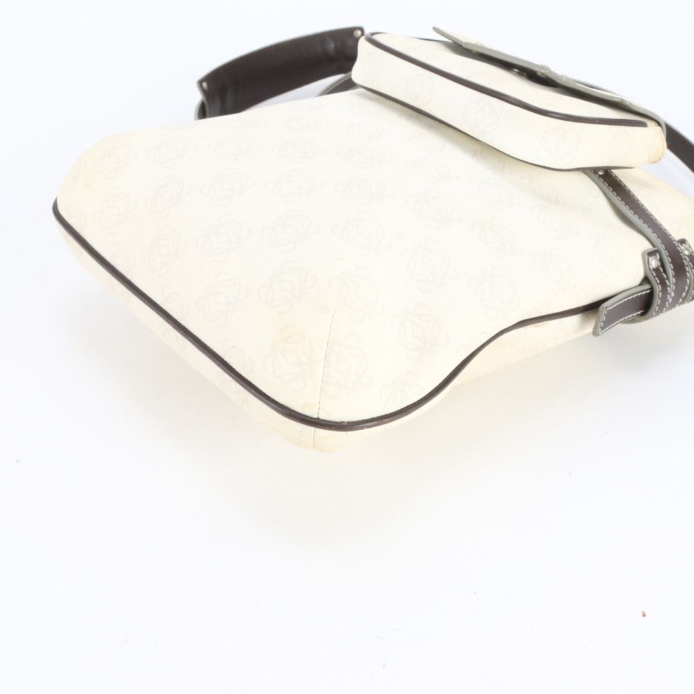 Loewe Anagram Leather Shoulder Bag Crossbody Hand — view 5