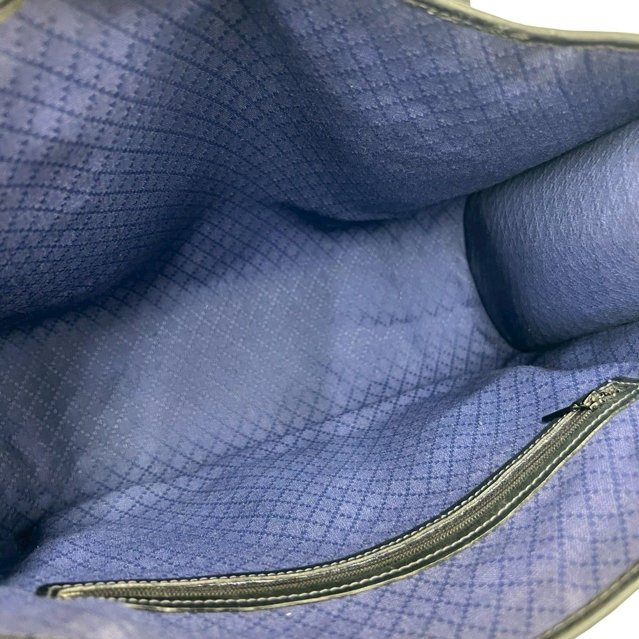 Gucci Vintage Sherry Line GG Logo Pattern Leather Tote Navy — view 9