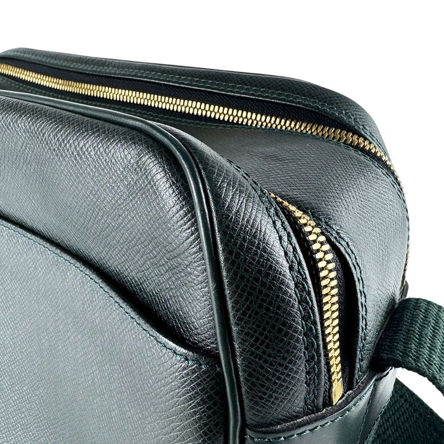 Louis Vuitton Shoulder Bag Reporter PM — view 7