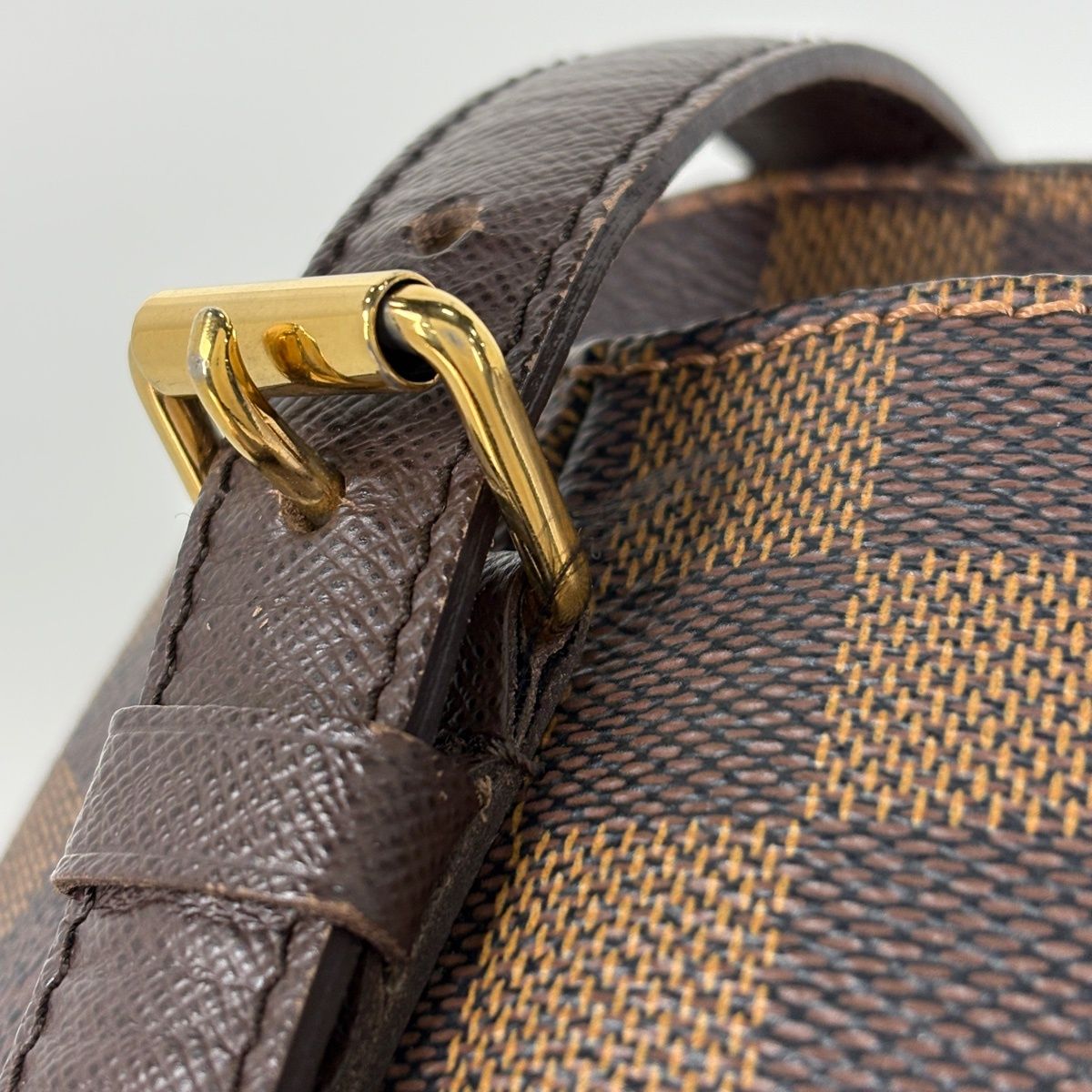 Louis Vuitton Belem MM Shoulder Bag Damier Brown — view 4