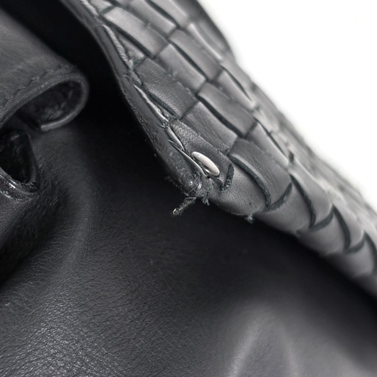 Bottega Veneta Intrecciato Waist Bag Pouch Leather Black — view 5