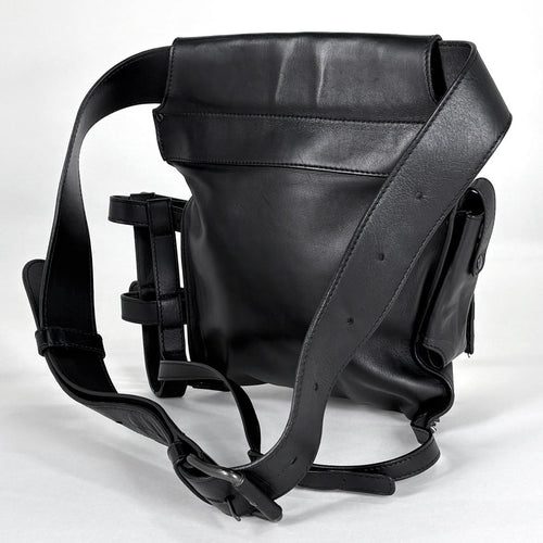 Bottega Veneta Intrecciato Waist Bag Pouch Leather Black — view 2