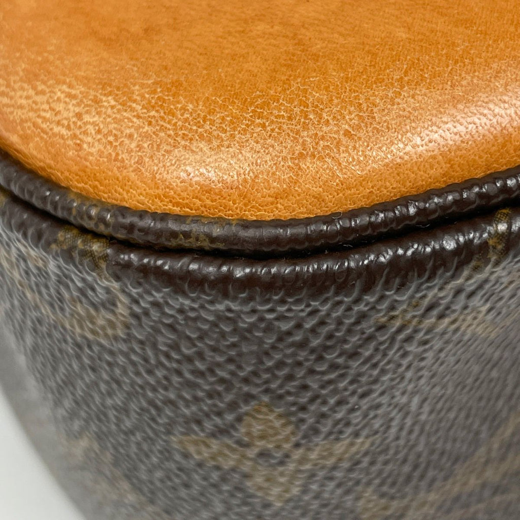Louis Vuitton Boulogne 30 Shoulder Bag Monogram Brown — view 3