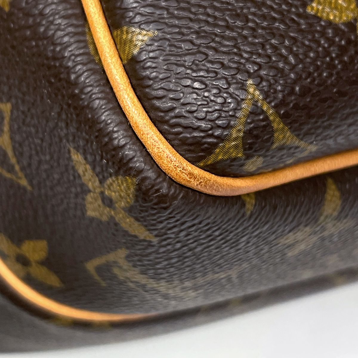 Louis Vuitton Reporter GM Crossbody Shoulder Bag Monogram Brown — view 3