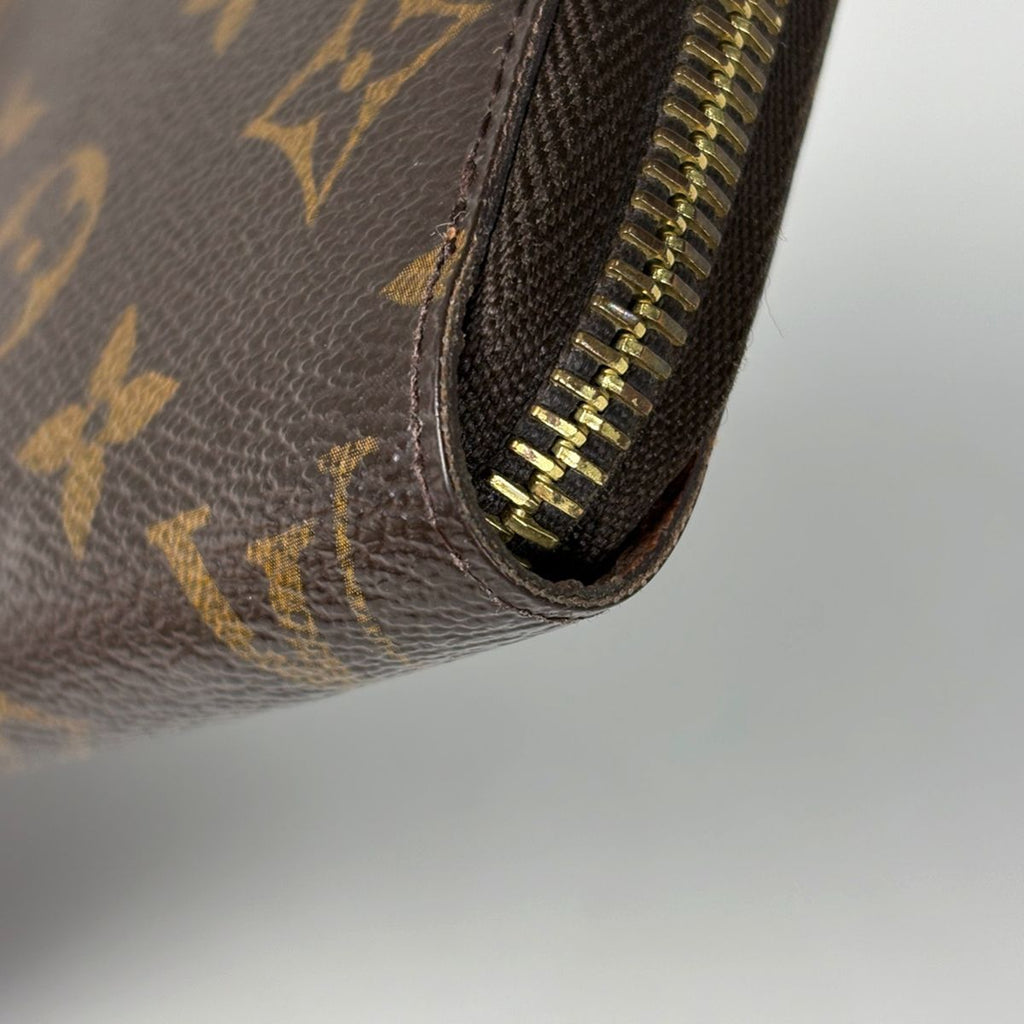 Louis Vuitton Zippy Wallet Monogram Brown — view 3