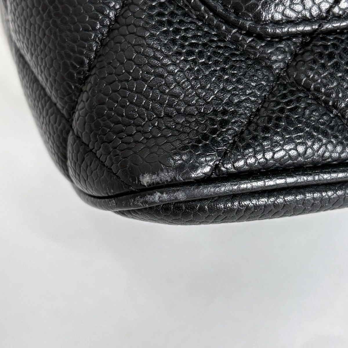 Chanel Reissue Tote CC Logo Quilted Caviar Leather Black — view 3