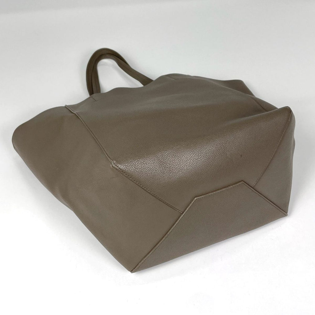 Celine Cabas Phantom Tote Leather Gray — view 2