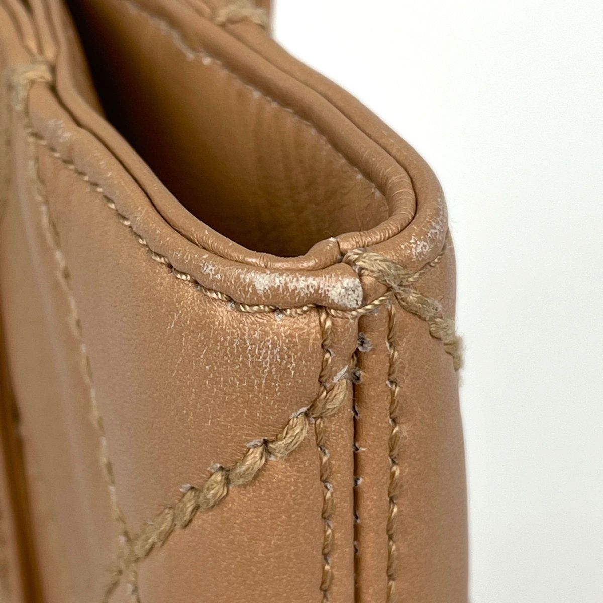 Chanel Wild Stitch Tote CC Logo Leather Beige — view 5