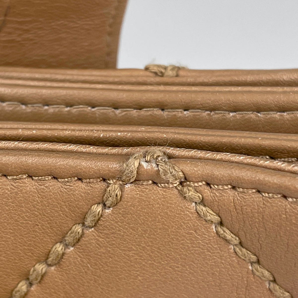 Chanel Wild Stitch Tote CC Logo Leather Beige — view 4