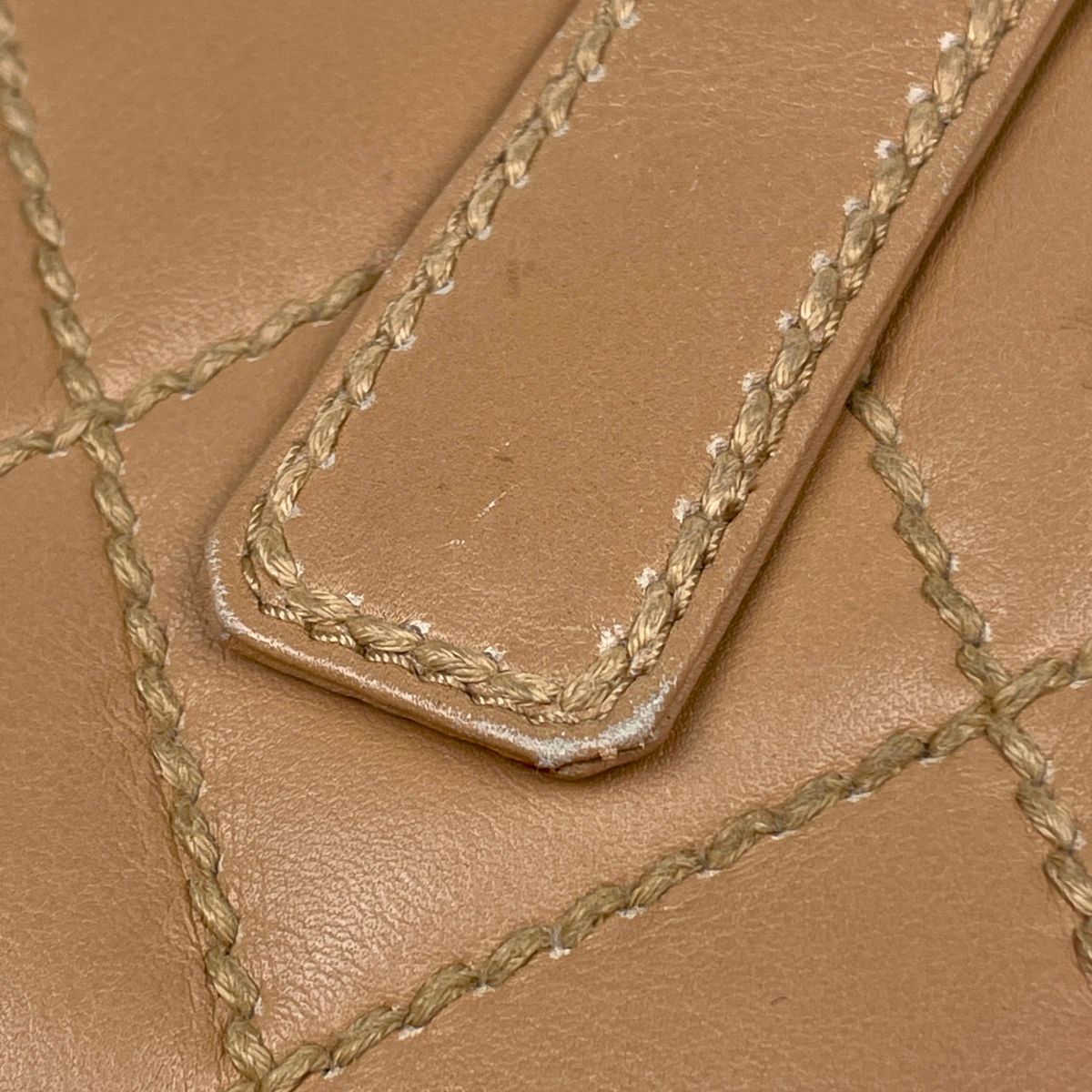 Chanel Wild Stitch Tote CC Logo Leather Beige — view 6