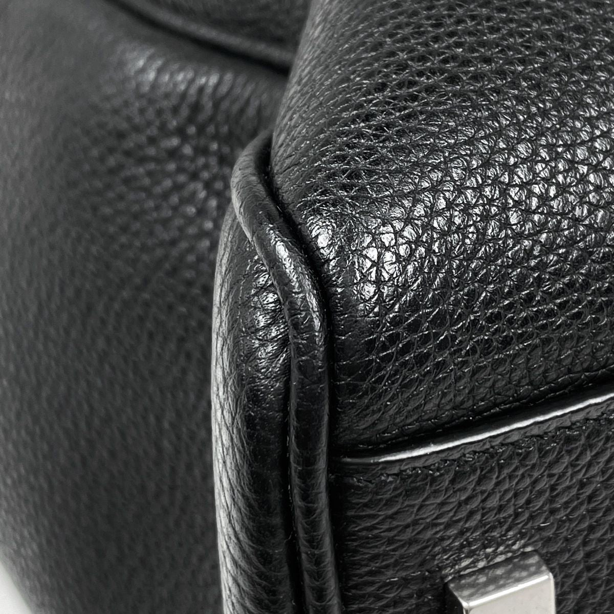 Saint Laurent Manhattan Tote Leather Black — view 3