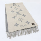 Louis Vuitton Tag Echarpe Reykjavik Cashmere 100% Monogram Fringe Scarf Gray — view 6