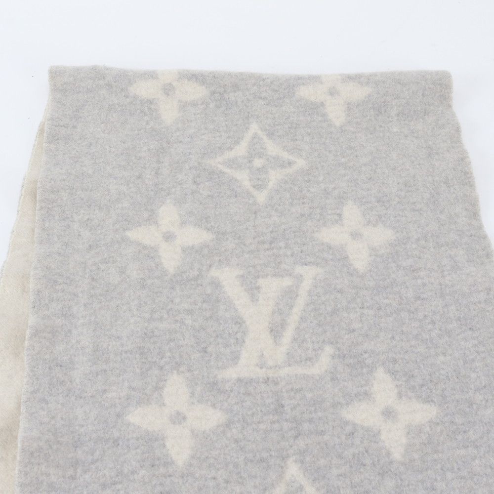 Louis Vuitton Tag Echarpe Reykjavik Cashmere 100% Monogram Scarf Gray — view 2