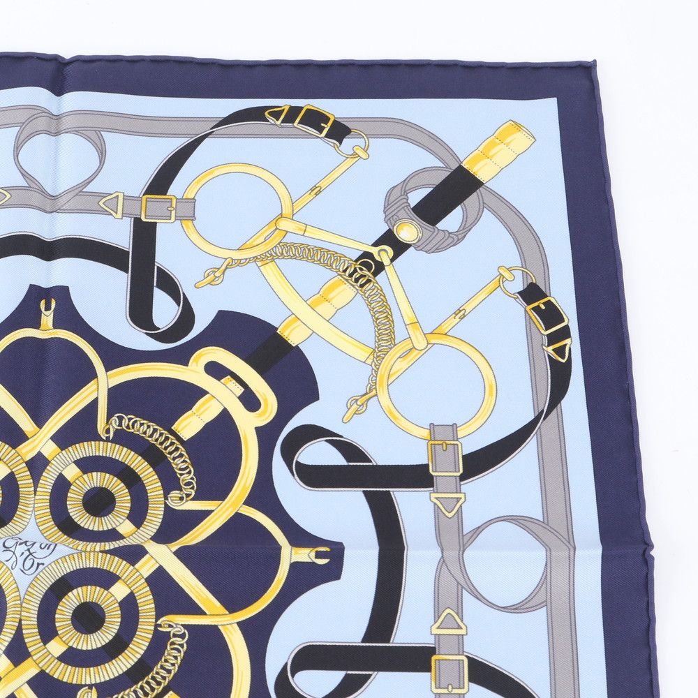 Hermes Tagged Carre Eperon D'or Yellow Gold Spurs Silk 100% Scarf — view 4