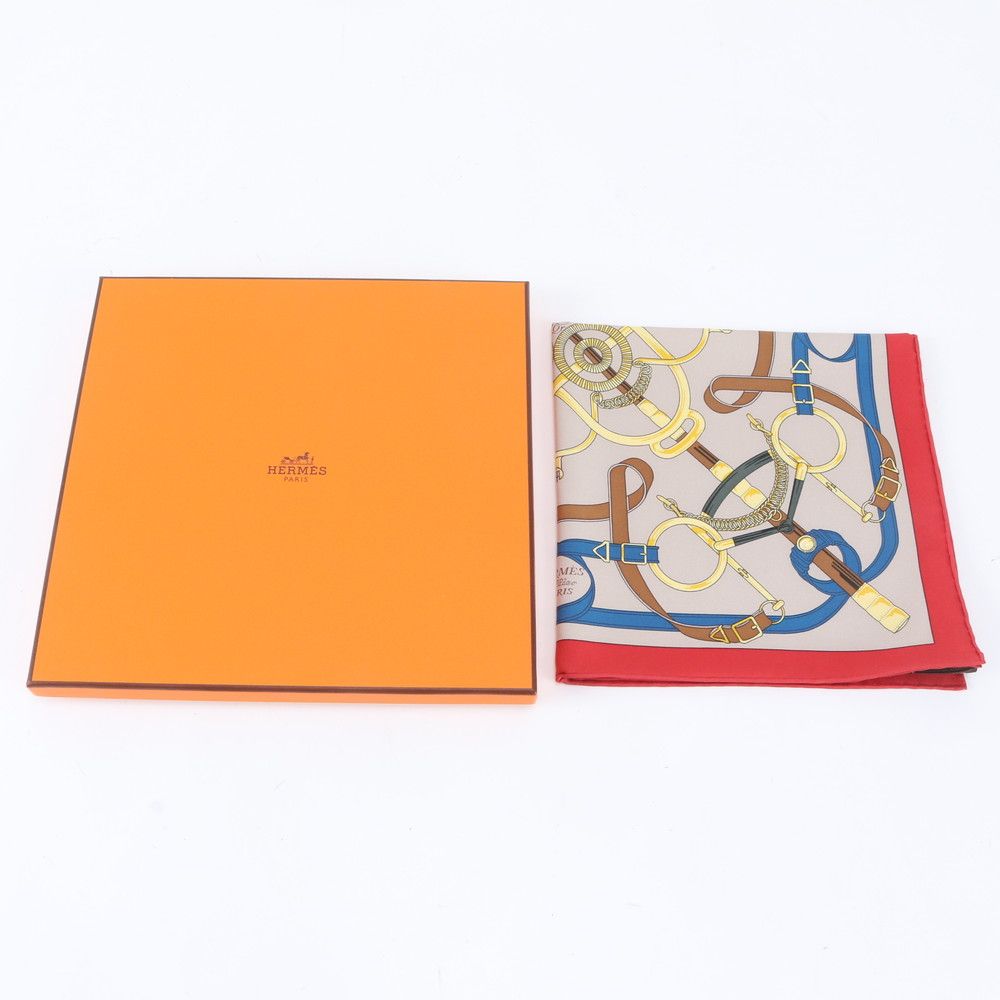 Hermes Tagged Carre Eperon D'or Yellow Gold Spurs Silk 100% Scarf — view 2