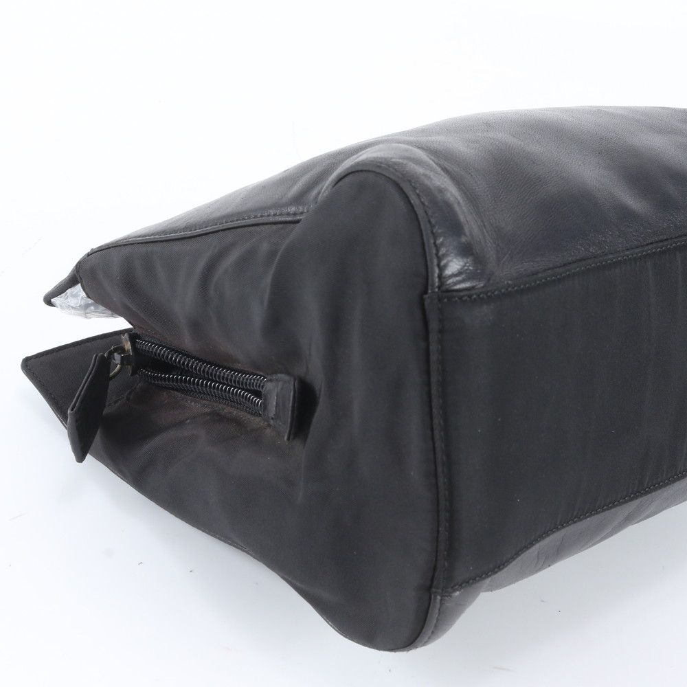 Prada Chain Leather Shoulder Bag Tote Black — view 6