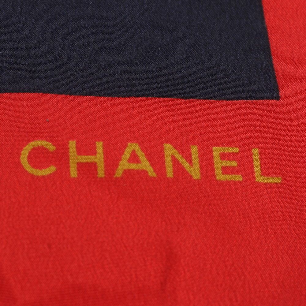 Chanel Quilted Bag Pattern CC Logo Scarf Shawl — view 6