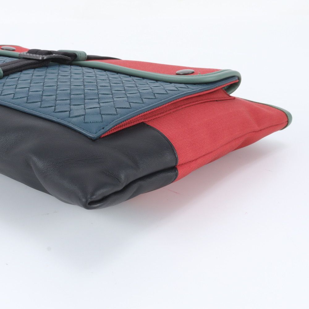 Bottega Veneta Intreccia Leather Secondbag Clutch Pouch Business — view 3