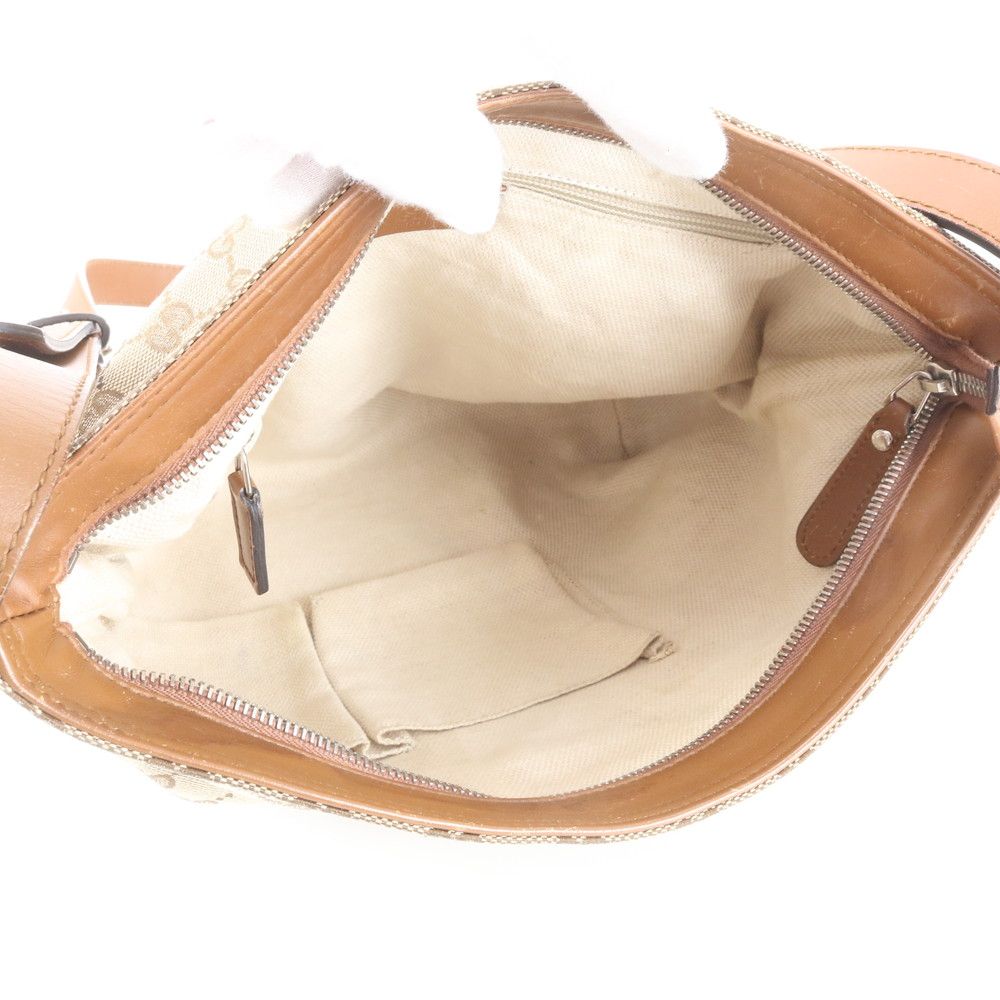 Gucci GG Canvas Leather Shoulder Bag Crossbody Messenger — view 7