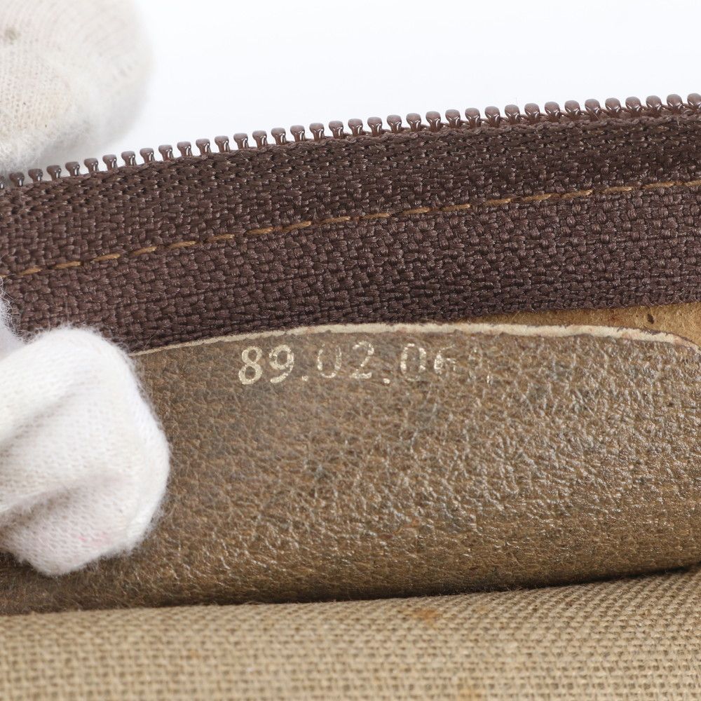 Gucci ludo GG Spuri Sherry Line Leather Secondbag Clutch — view 8