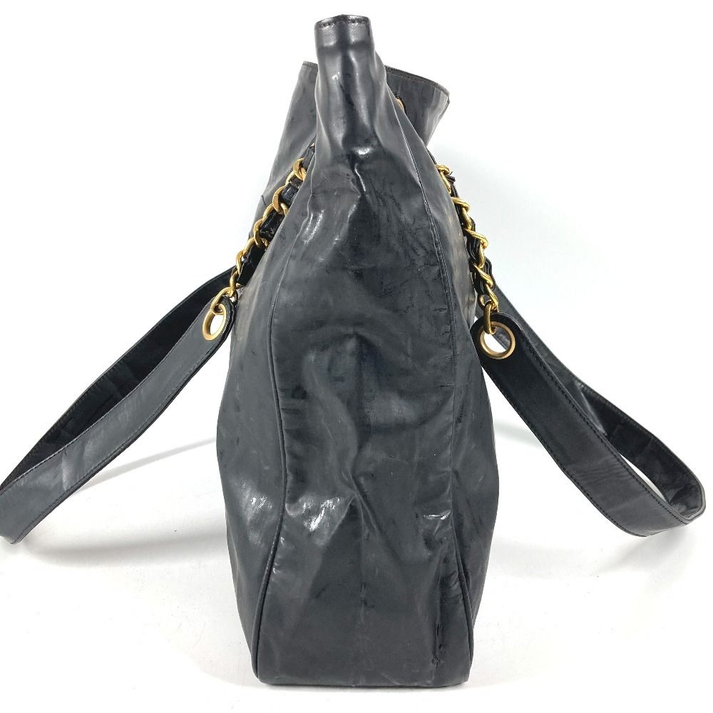 Chanel Shoulder Bag CC Logo Black — view 3