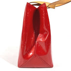 Louis Vuitton Handbag Reed PM Monogram Vernis Canvas Pomme D'amour — view 3