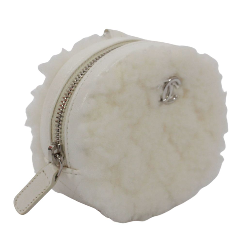 Chanel Coco Neige Ge Chain Pouch Fleece Leather White Shoulder Bag Silver — view 3